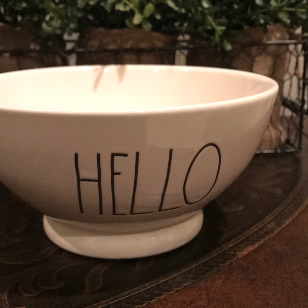 Rae Dunn "Hello" Bowl